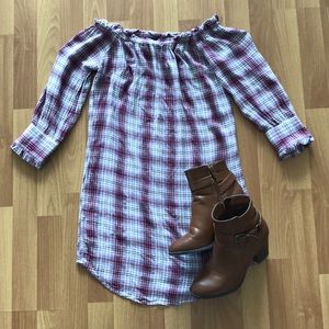 Plaid Off-the-shoulder Dress 👗 👢